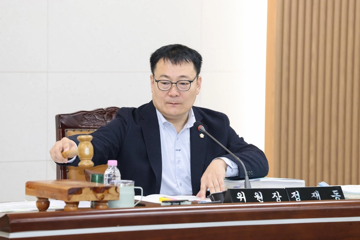 정재동 금천구의원이 지방의원 매니페스토 약속대상에서 2년 연속으로 최우수상을 수상했다.  사진: 정재동 의원 제공.