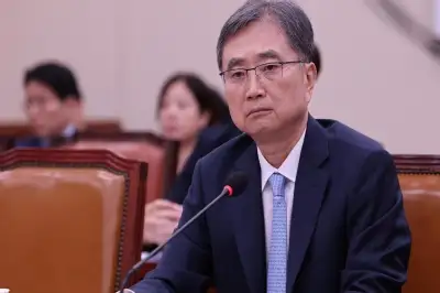 조현 외교장관 “재외공관 운영 방식 과감하게 혁신”