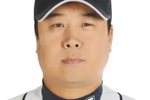 이대호·홍성흔까지 거론…울산야구단 새 사령탑은 장원진