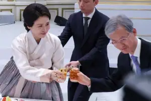 [포토] ‘대법원장과 건배’ 김혜경 여사 신년 인사회 참석