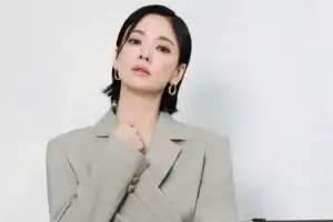 송혜교가 올린 떡국 사진 한 장, 팬들이 놀란 이유