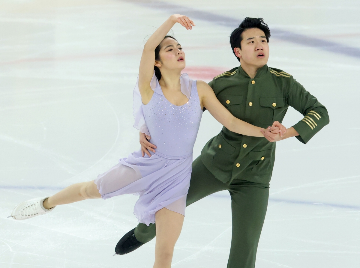 임해나(왼쪽)와 권예가 4일 서울 양천구 목동아이스링크에서 열린 제80회 전국남녀 피겨스케이팅 종합선수권대회 겸 국가대표 2차 선발전 아이스댄스 프리댄스에서 연기를 펼치고 있다. 2026.1.4 연합뉴스