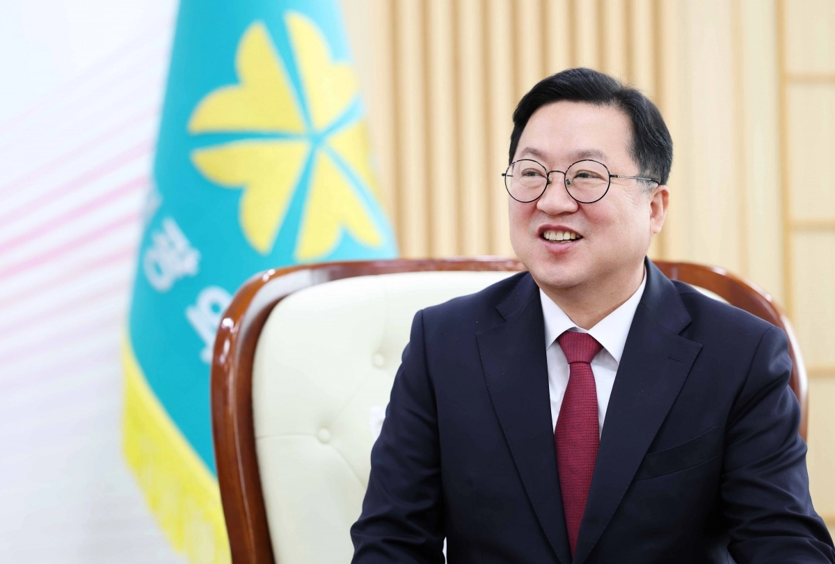 이장우 대전시장이 4일 서울신문과의 신년 인터뷰에서 올해 시정 방향을 설명하고 있다.  대전시 제공