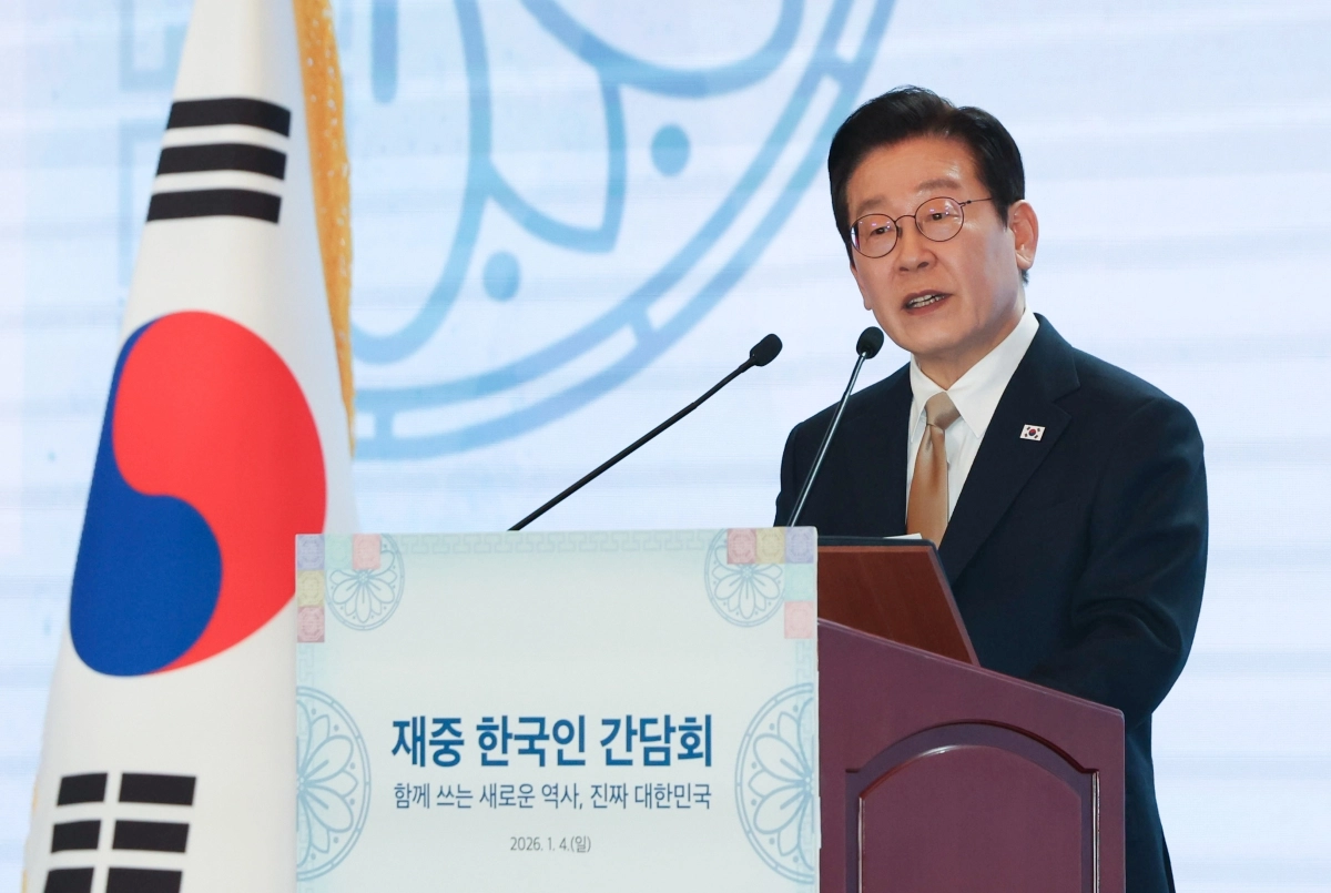 이재명 대통령이 4일 중국 베이징 한 호텔에서 열린 재중 한국인 간담회에서 인사말을 하고 있다. 2026.1.4. 연합뉴스