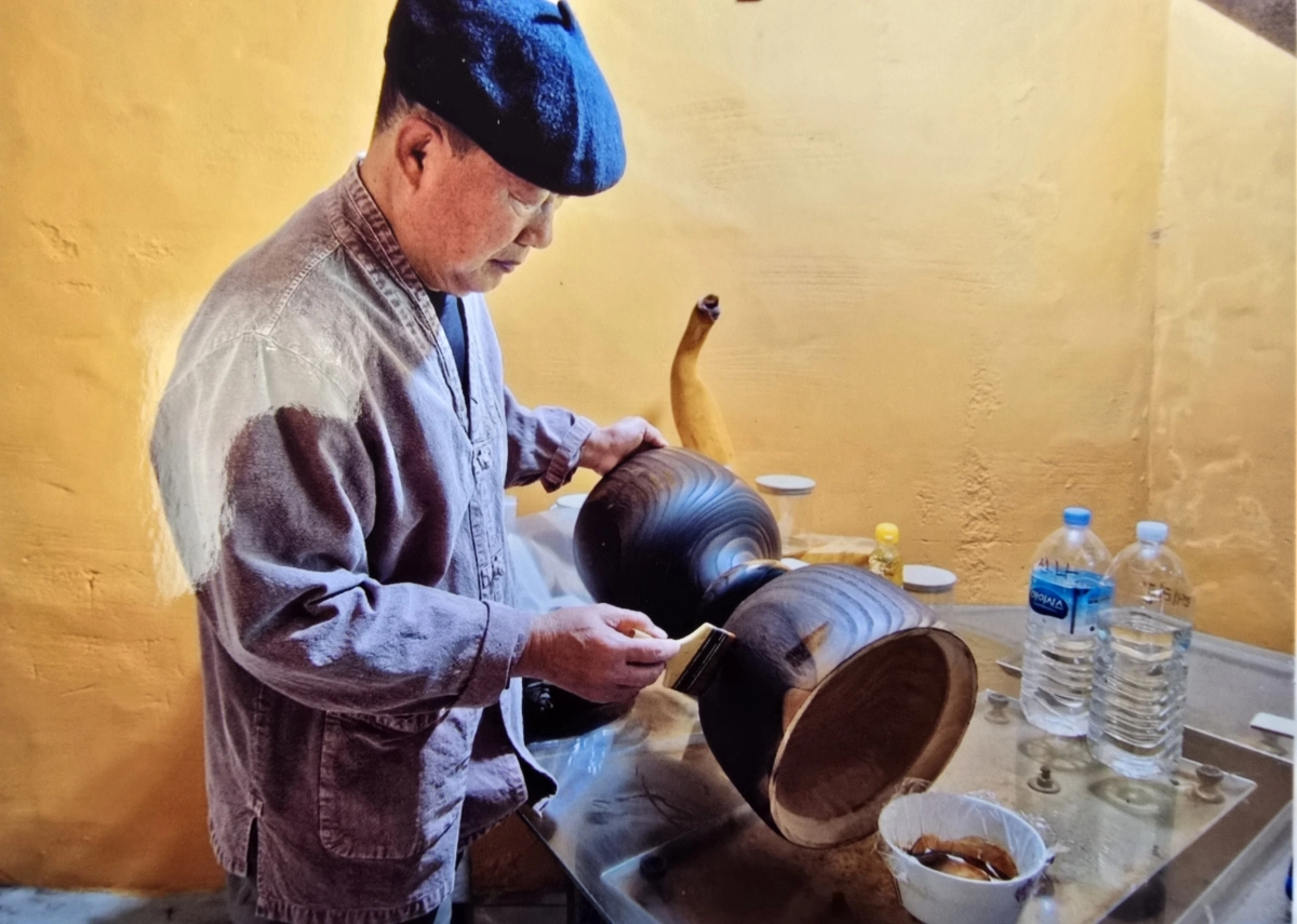전남 장성군 오경식 악기장이 전라남도 무형유산에 지정됐다. (장성군 제공)