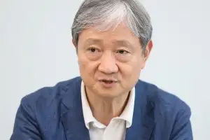 이찬진 ‘금융지주 회장 연임’ 직격… “차세대 후보까지 골동품 돼”