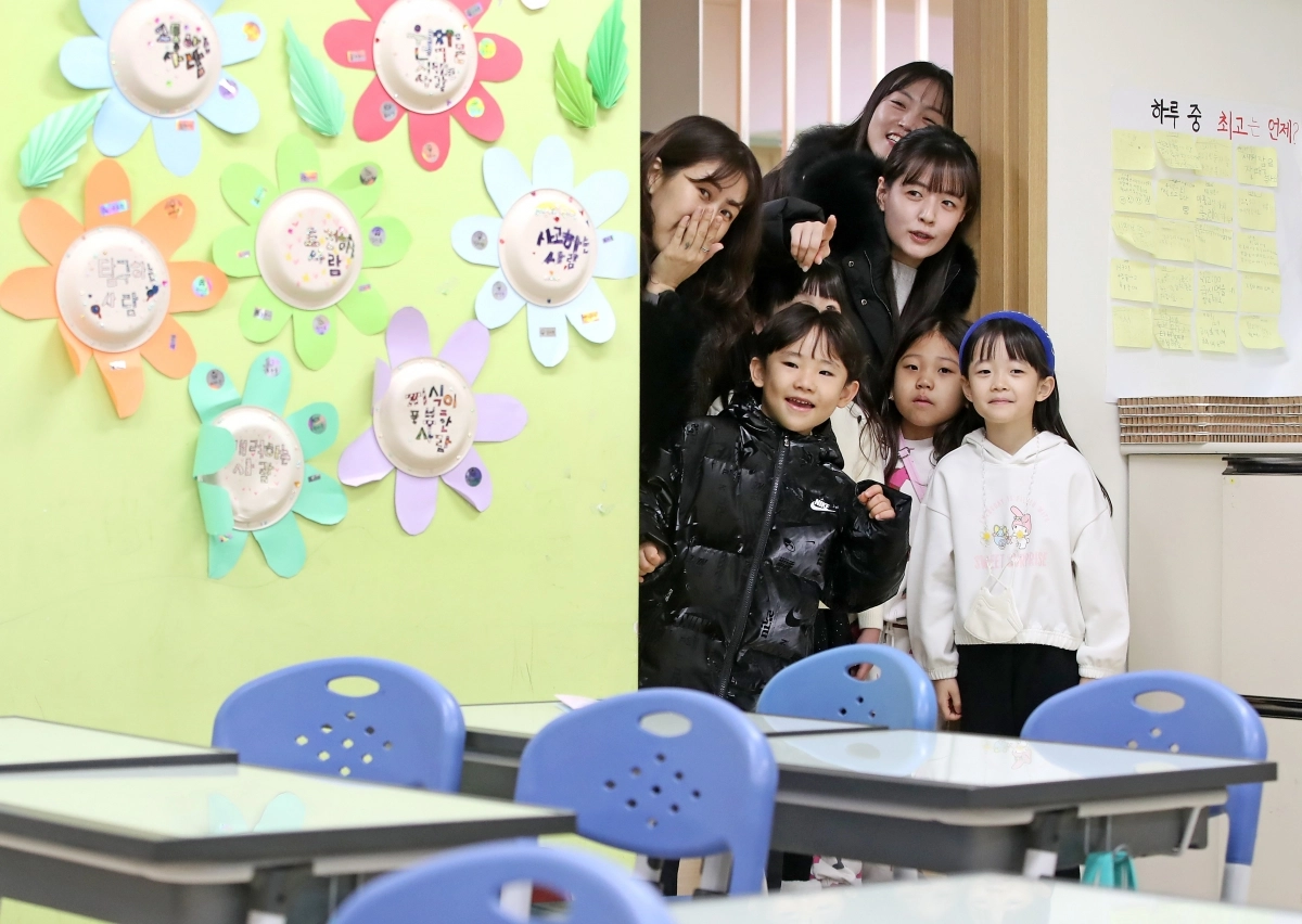 “여기가 우리 교실이야” 초등학교 신입생 예비소집