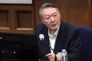 9일 구형 앞둔 尹 내란 재판… ‘공소장 변경’ 막판 공방