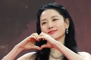 thumbnail - 이영애, “김건희와 친분에 5000만원 기부” 주장한 유튜버 상대 소송 취하