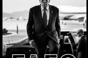 백악관 SNS “F**K, 까불면 다쳐”…한국에서 찍은 사진이라고?