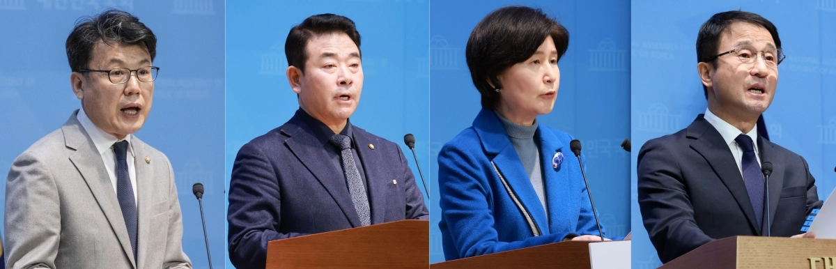 오는 11일 치러지는 4개월 임기의 더불어민주당 원내대표 보궐선거에 3선 의원 4명이 출마해 4파전 구도가 형성됐다. 사진은 왼쪽부터 출마 기자회견에 나선 진성준·박정·백혜련·한병도 민주당 의원. 연합뉴스