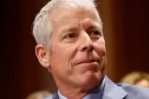 야욕 드러낸 트럼프 “18개월 내 베네수엘라 석유 인프라 재가동”