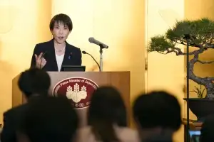 日 중의원 해산론 솔솔… 다카이치 총리 선택은