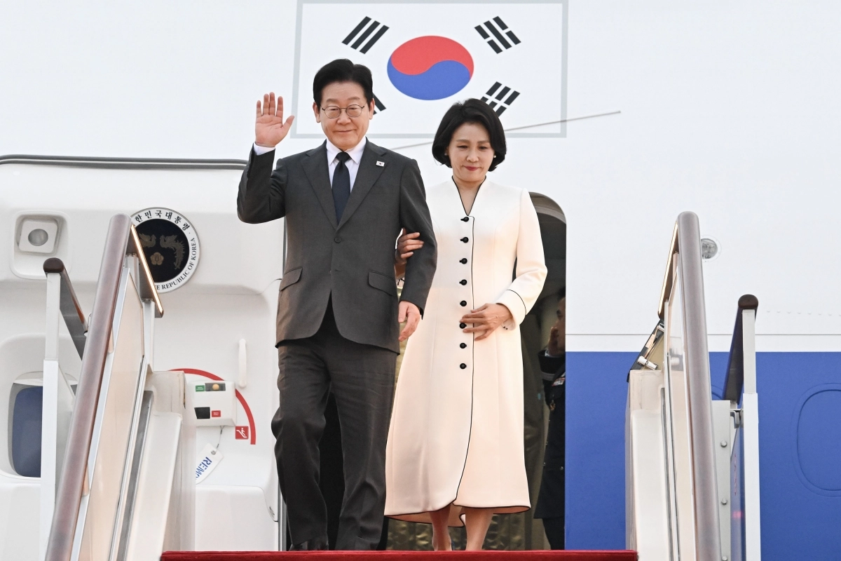 상하이 도착한 이재명 대통령