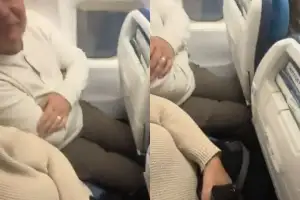 “다리 뻗을 수도 없어”…캐나다 항공사 ‘닭장 좌석’ 영상에 SNS 공분