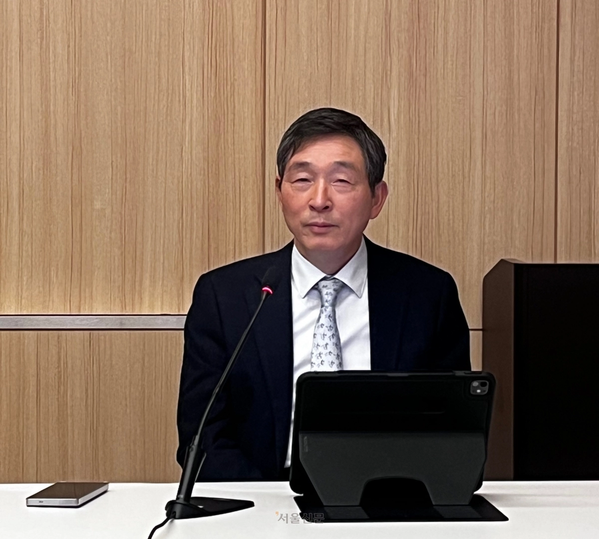 이혁 주일한국대사가 7일 도쿄 대사관에서 열린 기자 간담회에서 발언하고 있다. 도쿄 명희진 특파원