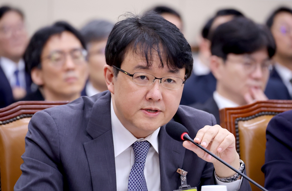 의원 질의 답변하는 김태훈 서울남부지검장