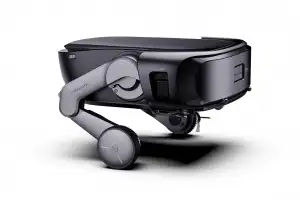 계단 오르는 로봇청소기·돌려차는 휴머노이드… 中 기술에 ‘깜짝’