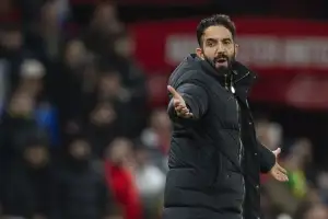 아모링 14개월 만에 경질… 아름다운 이별 없는 맨유의 감독 ‘잔혹사’