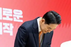 [포토] 비상계엄 사과하는 장동혁 대표