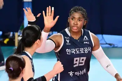 모마 33점 원맨쇼… 도로공사 ‘선두 수성’