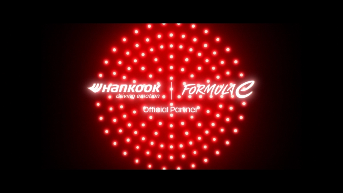 한국타이어 ‘Formula E Campaign: Tech’ 캠페인 대표컷