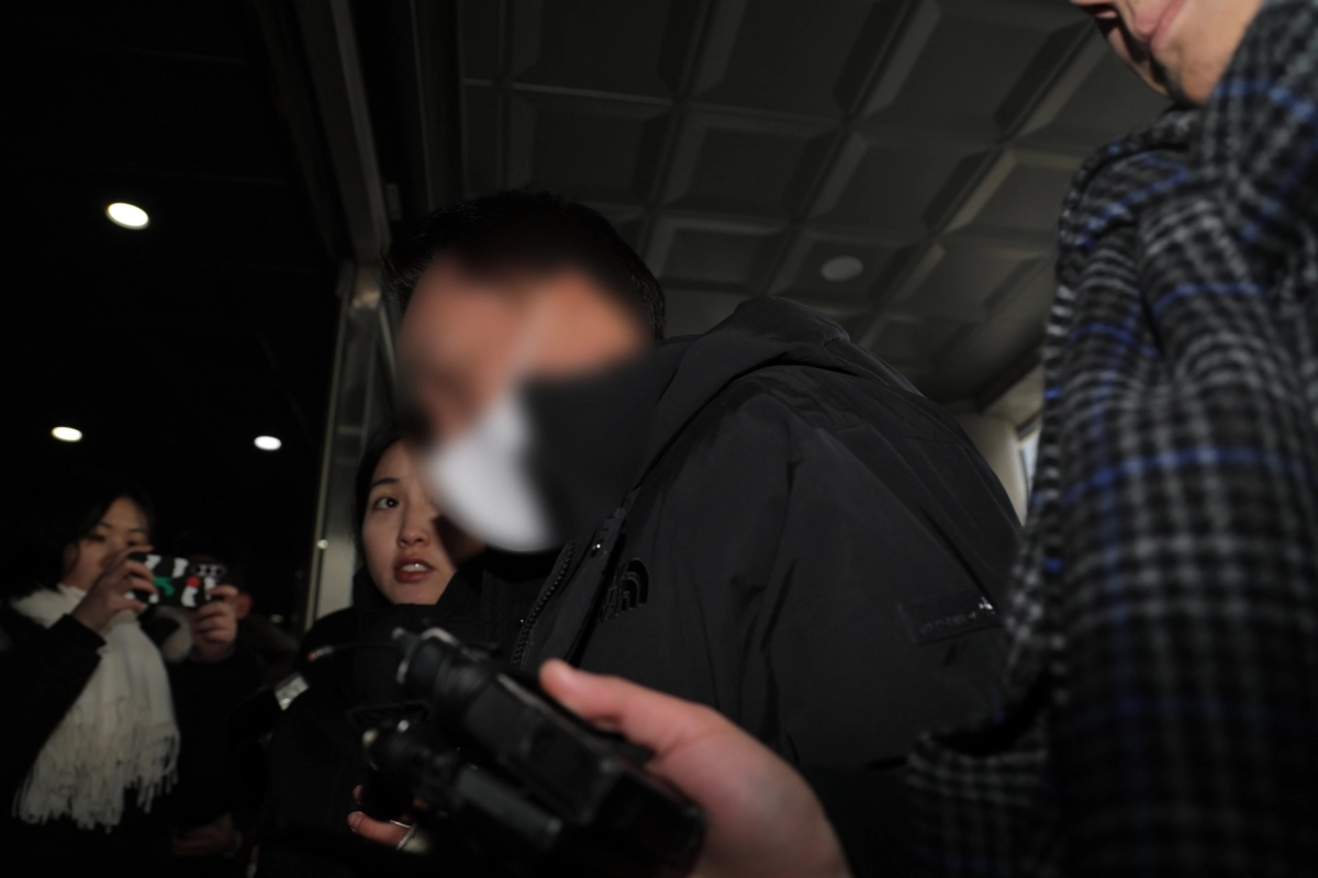 김병기 공천헌금 의혹 관련 서울청 공공범죄수사대 출석하는 전직 동작구의원