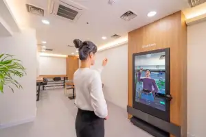 스마트쉼터 이어 스크린 파크골프장까지…종각 지하도상가의 변신