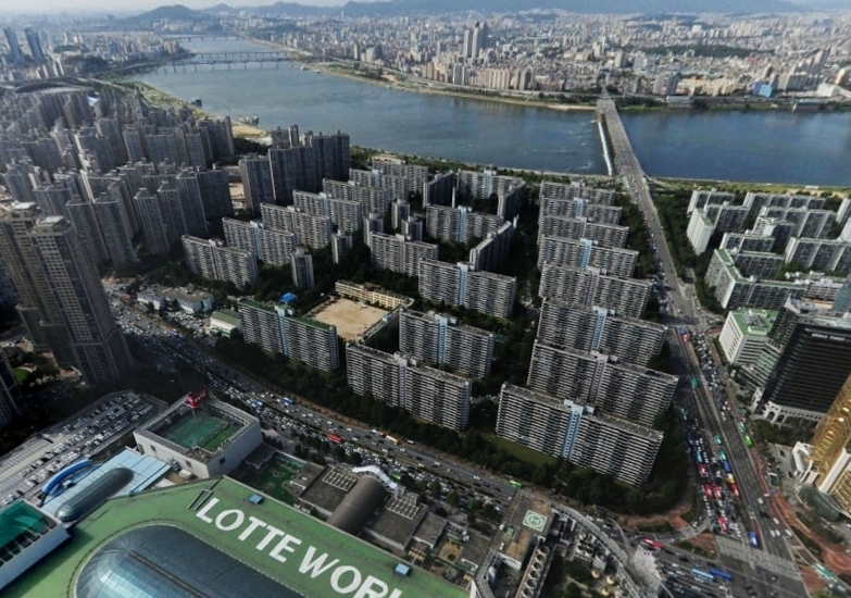 서울 송파구 잠실동 잠실5단지 아파트 전경. 송파구 제공