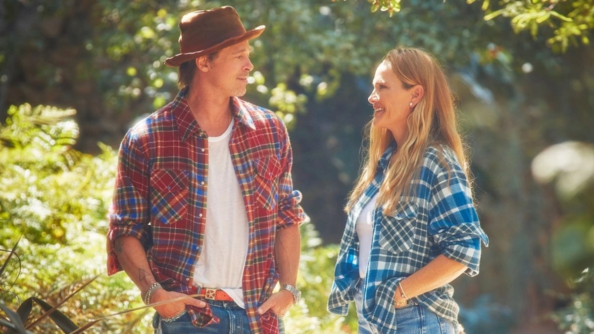 갓스 트루 캐시미어 설립자인 할리우드 배우 브래드 피트(왼쪽)와 삿 하리. 신세계인터내셔날 제공