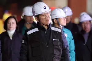 노동장관, 화성 제조 공장 불시 점검…소규모 사업장 산재 예방 주력