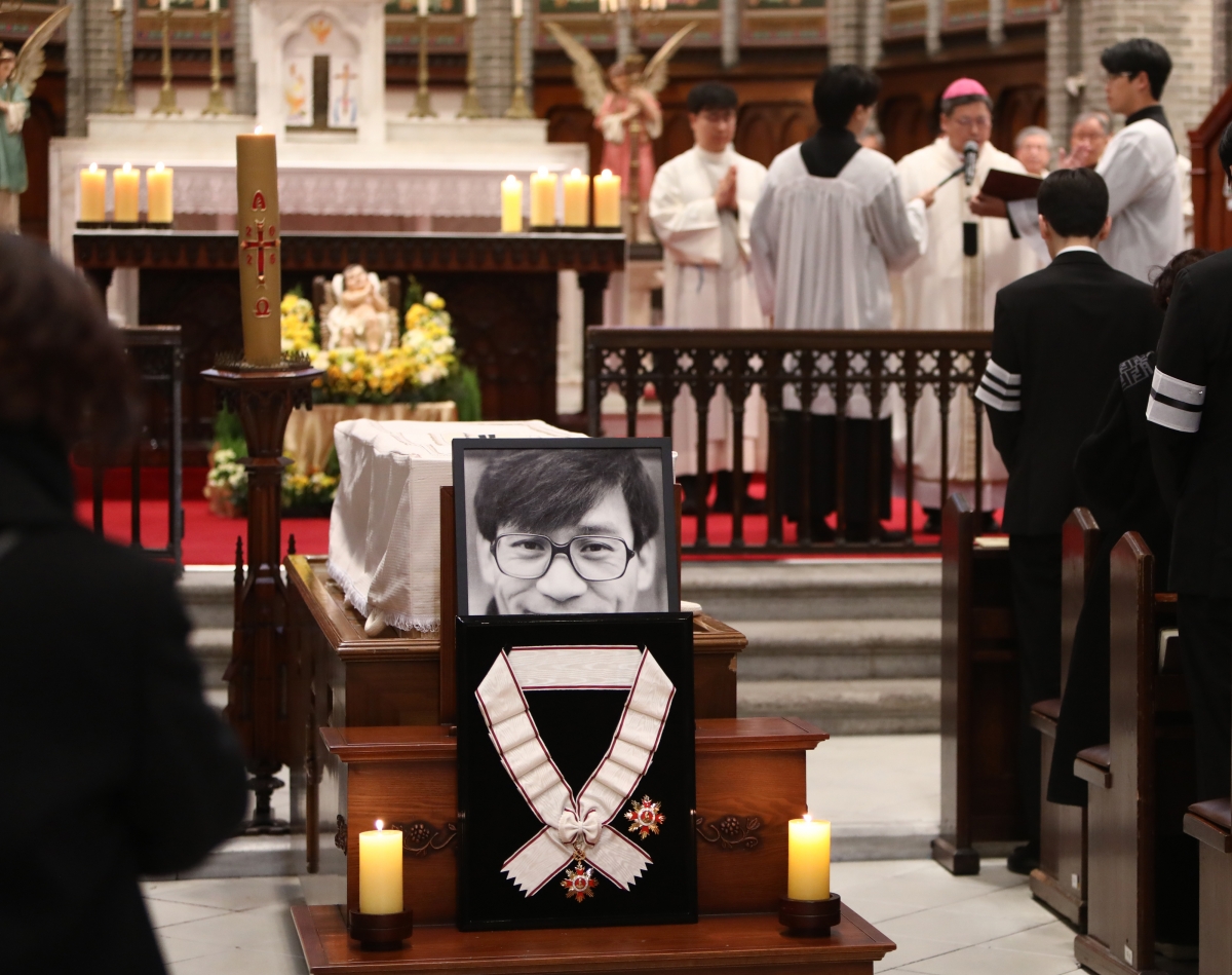 고 안성기 사도 요한 장례 미사. 천주교 서울대교구 제공.