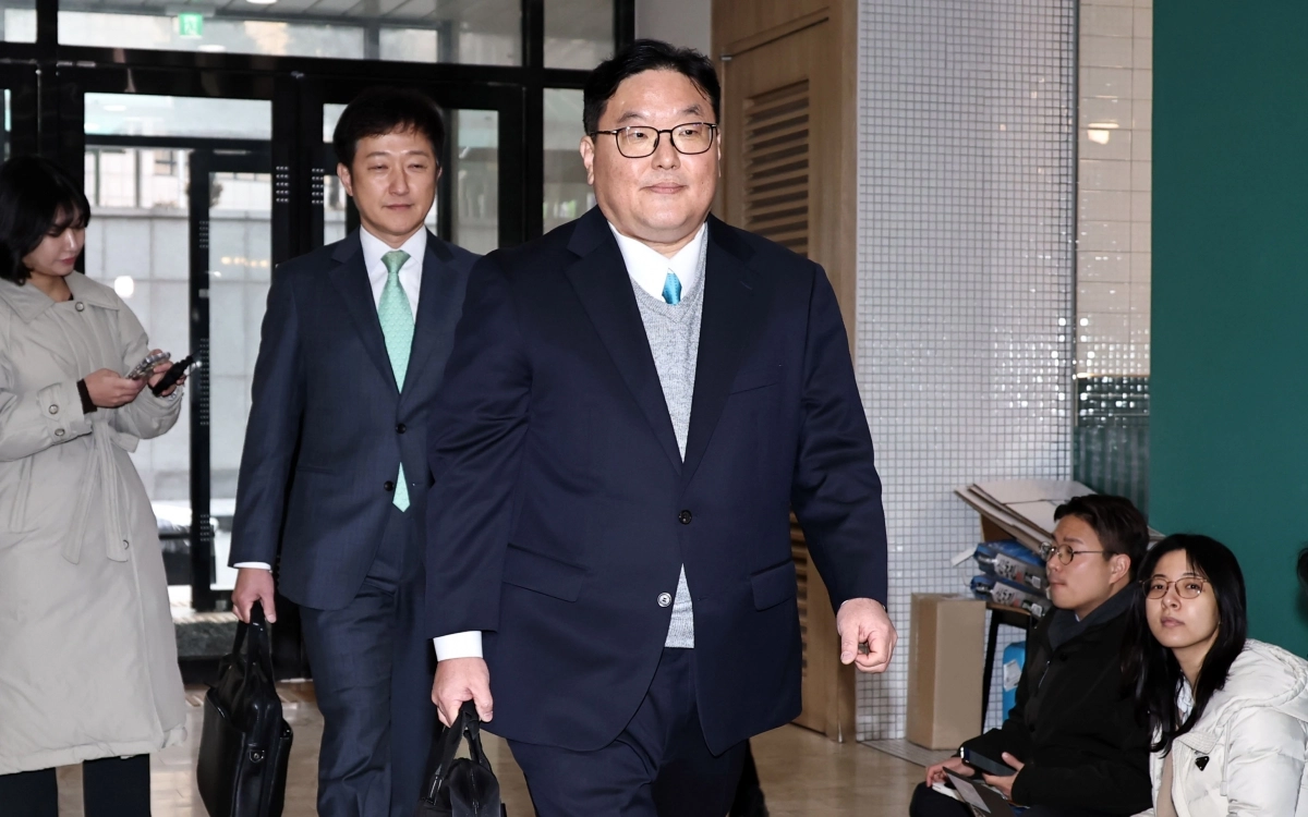 ‘쿠팡 외압 의혹’ 엄희준 검사 상설특검 출석