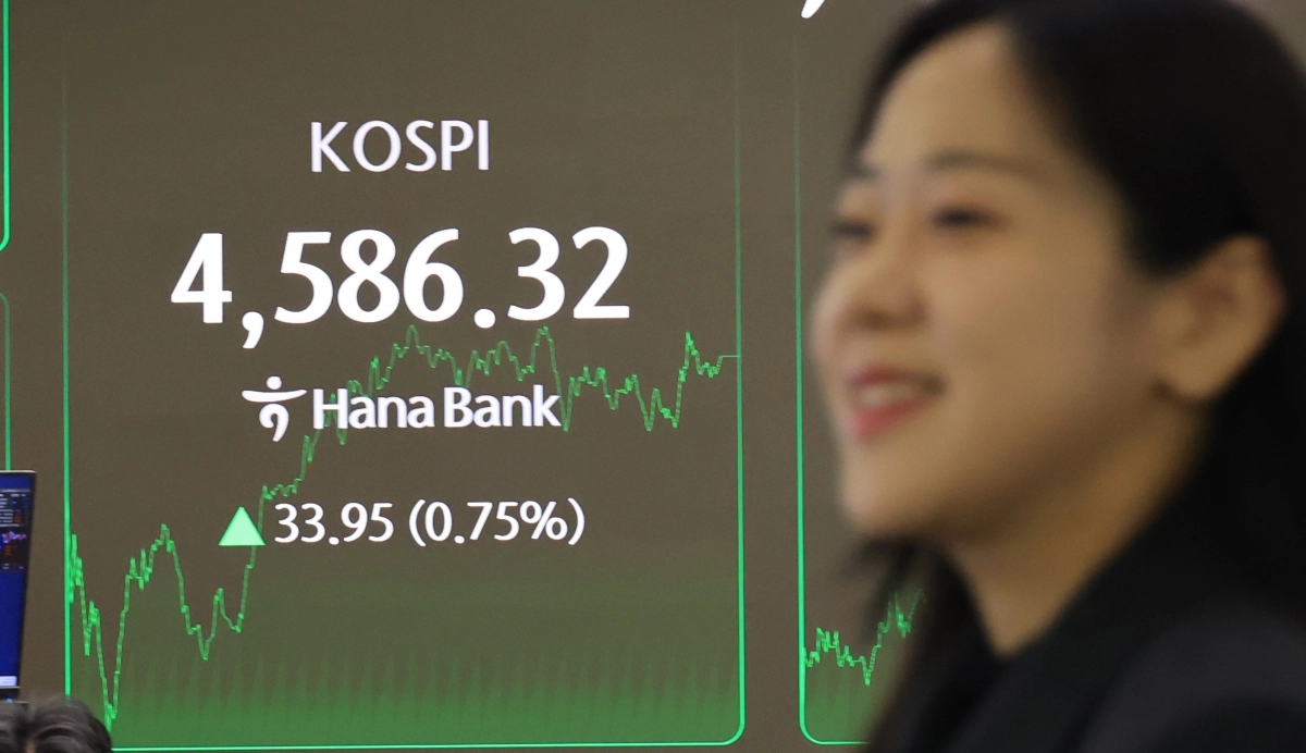 코스피, 4,580대 마감…사상 최고치