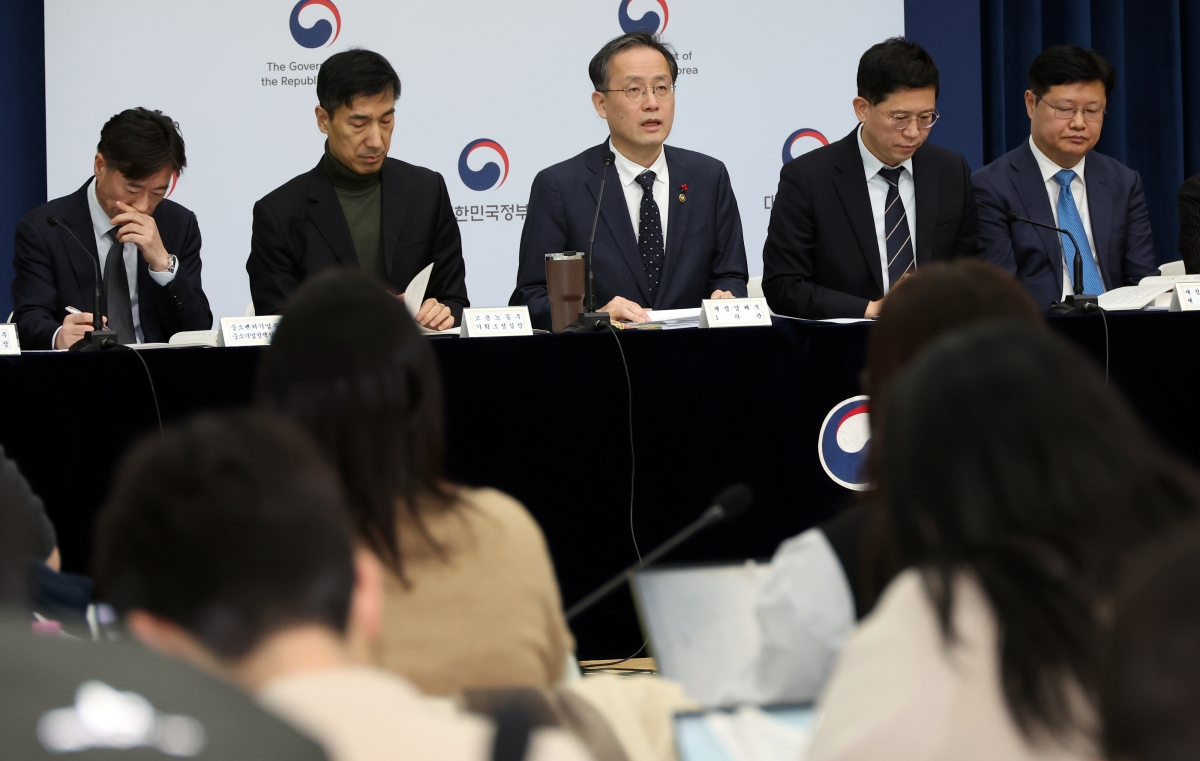 이형일 재정경제부 1차관이 지난 5일 세종시 정부세종청사에서 2026년 경제성장전략 주요 내용을 발표하고 있다. 세종 뉴시스