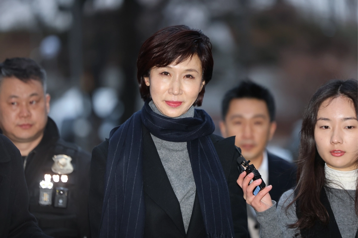 노소영 관장, 재산분할 파기환송심 첫 재판 출석