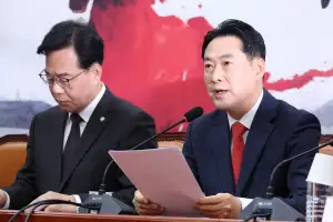 장동혁 “공천헌금 증거 사라져”…野, ‘경찰 與 수사’ 비판