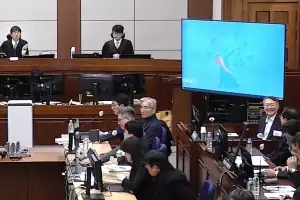 尹 ‘내란 우두머리’ 결심 연기…13일에 구형