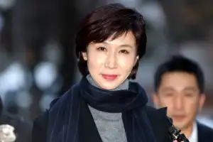 [포토] 파기환송심 첫 재판 출석하는 노소영 관장