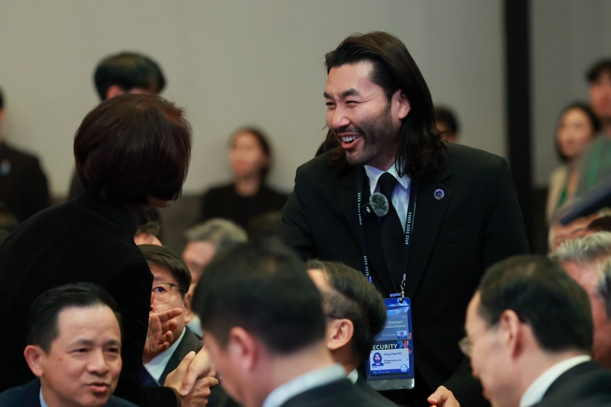 APEC 갈라만찬 참석한 노홍철