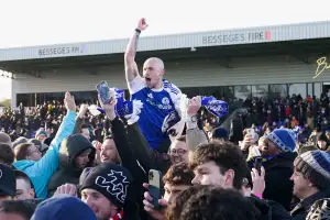 FA컵 우승팀 크리스털 팰리스, 6부 팀에 1-2 충격 패…117년 만의 대이변