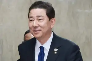 여당 지도부, 김병기 탈당 요구… 제명 가능성까지 꺼냈다