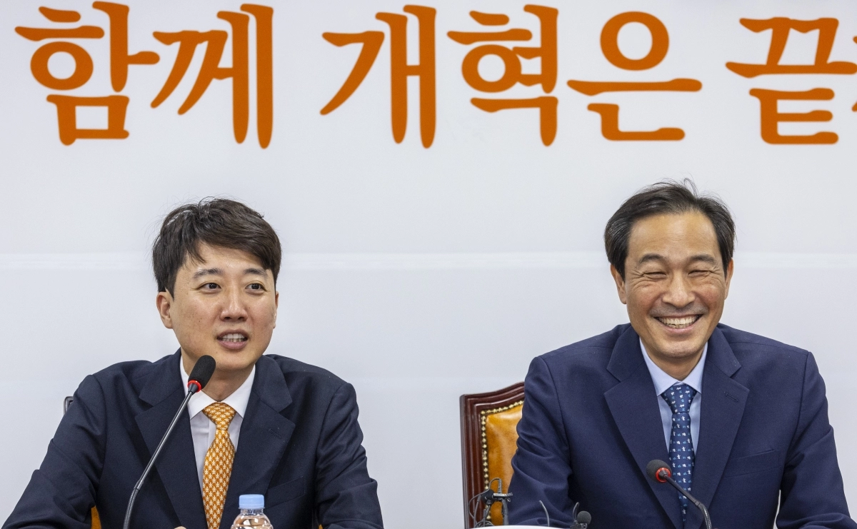 이준석(왼쪽) 개혁신당 대표. 연합뉴스