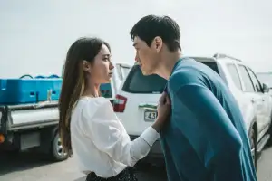 3년이나 기다렸는데…소리소문없이 종영한 ‘19금 한국 드라마’