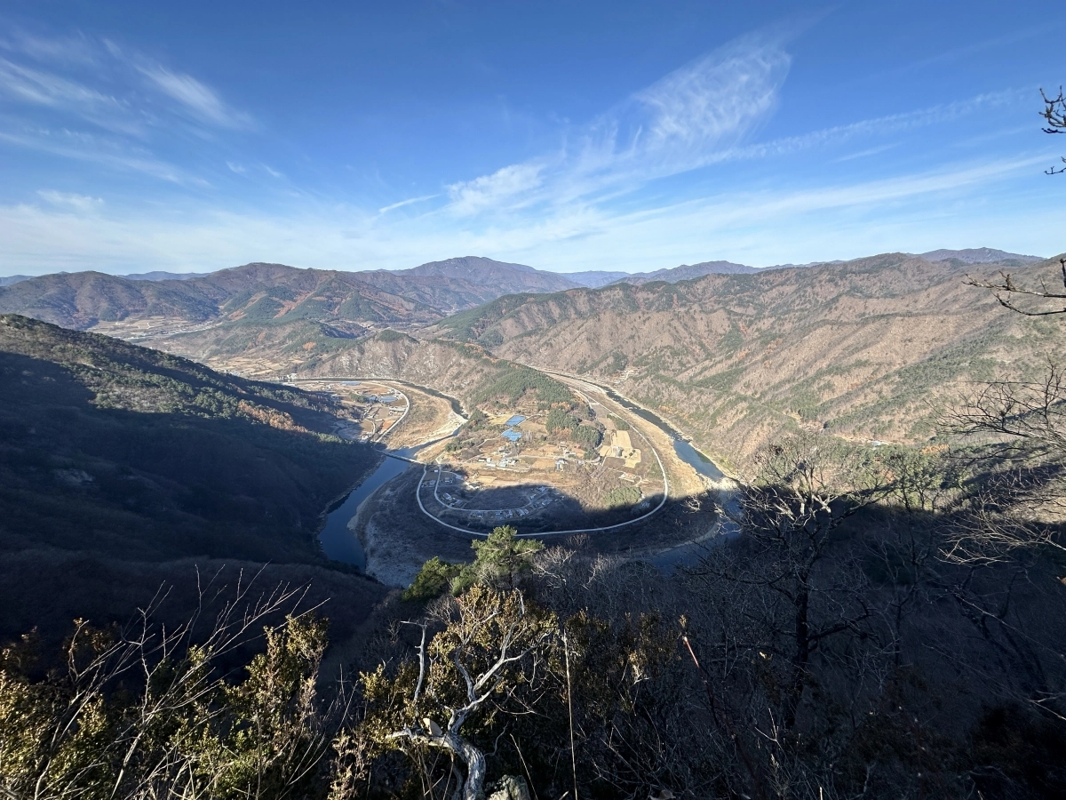 강원 정선의 9대 명산 중 하나인 장등산. 정선군 제공