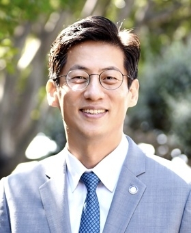 윤대혁 목사.  사랑의빛선교교회 제공.