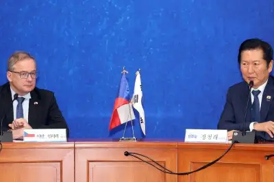 “로펌에 중수청 바치는 꼴” 반발… 李 “당은 숙의, 정부는 수렴”