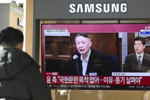 ‘침대 변론’으로 끝난 尹의 계엄