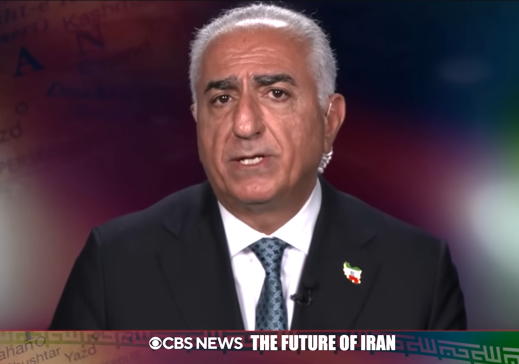 미국 CBS 방송과 인터뷰 중인 이란 팔레비 왕조의 마지막 왕세자 레자 팔레비. 유튜브 캡처