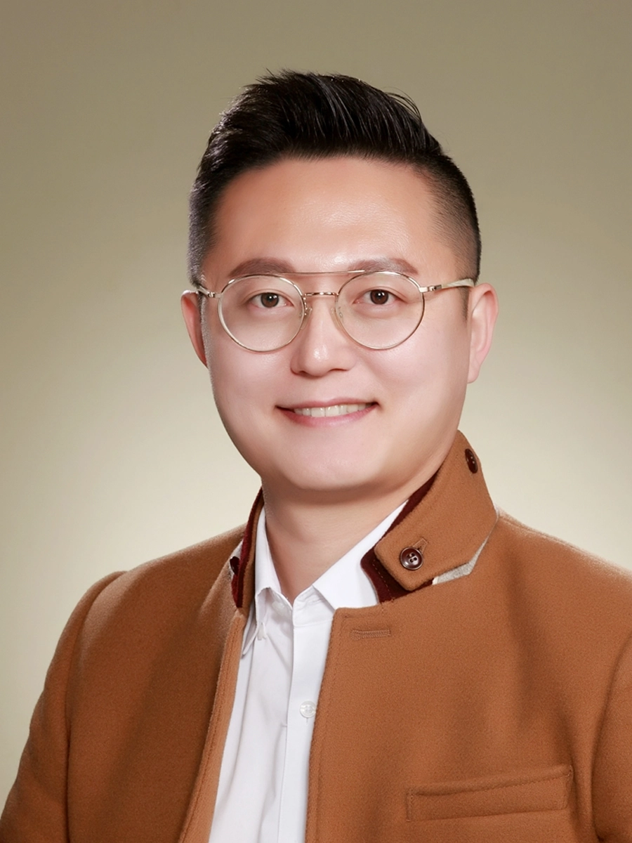 더불어민주당 ‘효도상’을 수상한 김은광 광양시 관광협의회 사무국장